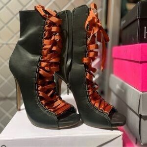 Steve Madden Black and Orange Heeled Boots